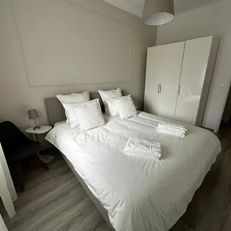 Riviera Living - Stylish 1br - 4min Walking From Monaco Lejlighed *